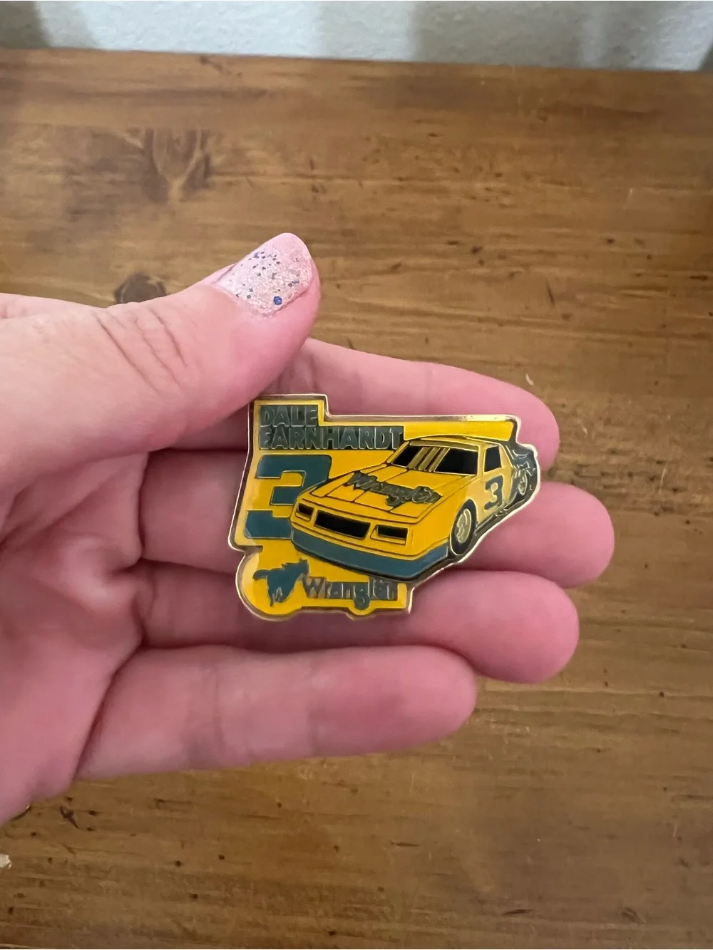 Nascar Yellow & Blue Dale / wrangler pin vintage